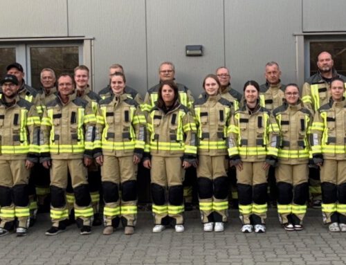 Neue persönliche Schutzbekleidung für weitere 100 Feuerwehrleute